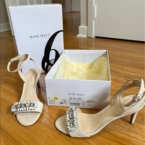 Nine West Embellished ‘Daisy’ heeled Sandals